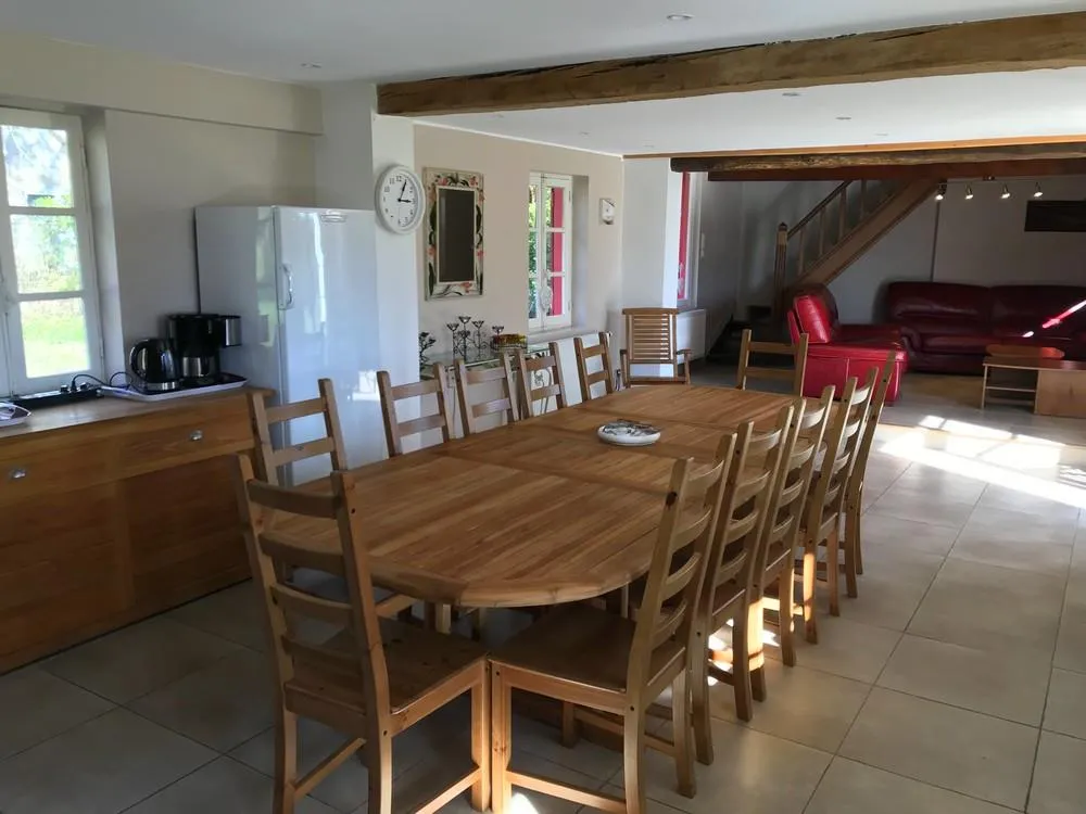 Salle à manger du gite en baie de somme pour 10 personnes