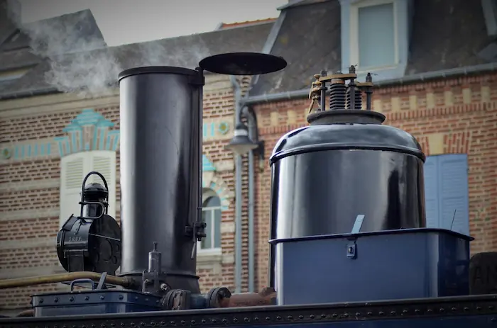 Train du chemin de fer de la Baie de Somme à proximité du camping Le Champ Neuf