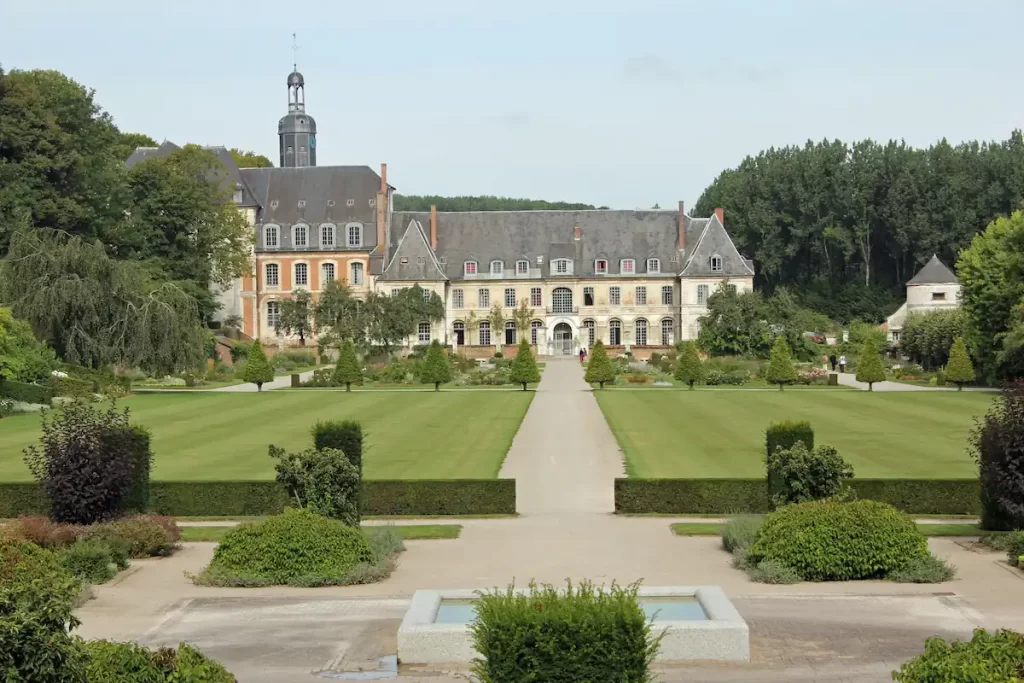 L'abbaye de Valloires près du camping dans la Somme, le Champ Neuf